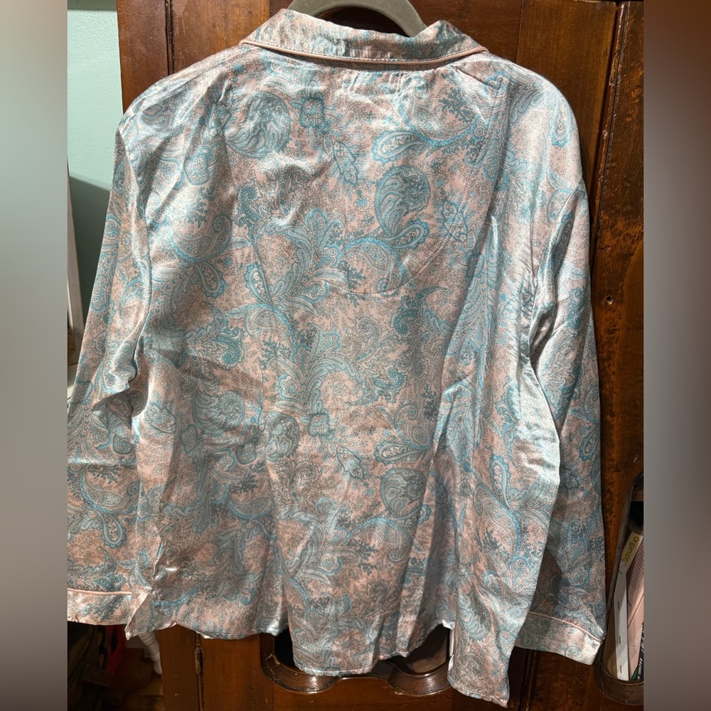 Miss Elaine 2 piece pajama set sz large pink and blue paisley satin - Picture 6 of 8